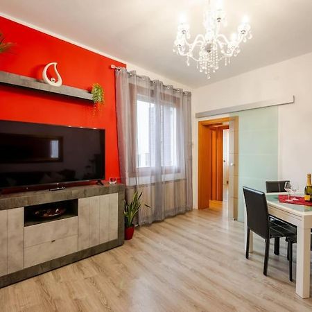 Lovely House Claudia-Perfetto Per Venezia เมสเตร ภายนอก รูปภาพ