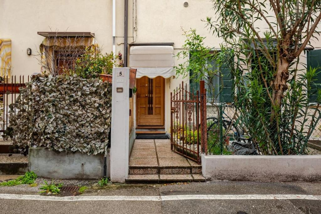 Lovely House Claudia-Perfetto Per Venezia เมสเตร ภายนอก รูปภาพ